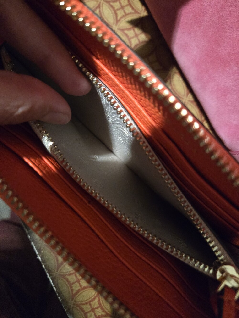Tory Burch Carter Continental Wallet in  Poppy Red - Picture 6 of 6